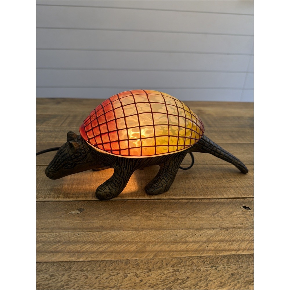 Vintage Tiffany Style Armadillo Night Light Retro Glass Lamp w/ Resin Base